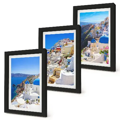 Composizione di 3 quadri vedute di architettura paesaggistica della città di Oia a Santorini in Grecia