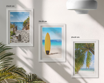 Composizione di 3 quadri Immagini di vacanza della spiaggia, delle onde e delle palme ai tropici.