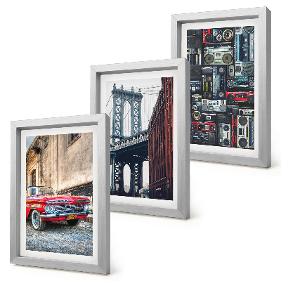 Composizione di 3 quadri Una vecchia auto in strada vicino al ponte di Brooklyn e apparecchiature audio retrò.