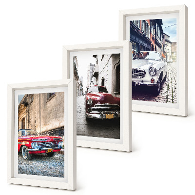 Composizione di 3 quadri Auto d'epoca di diversi colori per le strade cittadine.