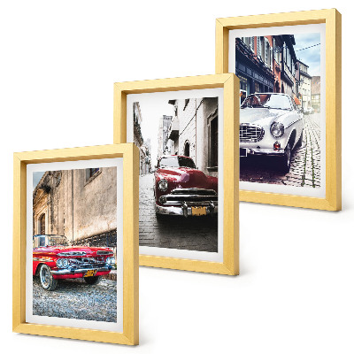 Composizione di 3 quadri Auto d'epoca di diversi colori per le strade cittadine.