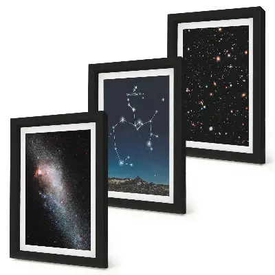 Trittico incorniciato rappresentazione grafica di galassie, costellazioni e il segno zodiacale del Sagittario