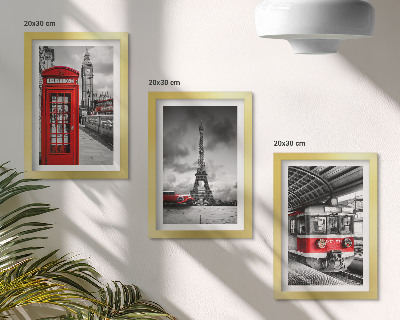 Trittico incorniciato Città iconiche: Londra, Parigi e il trasporto ferroviario.