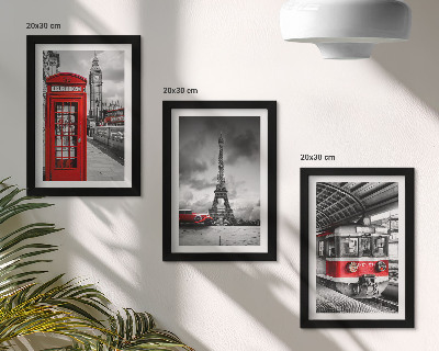 Trittico incorniciato Città iconiche: Londra, Parigi e il trasporto ferroviario.