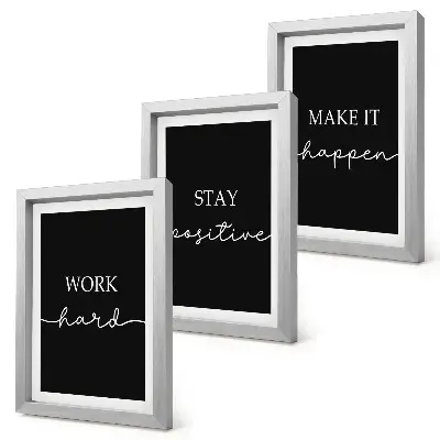 Set di 3 quadri con eleganti slogan motivazionali su sfondo nero