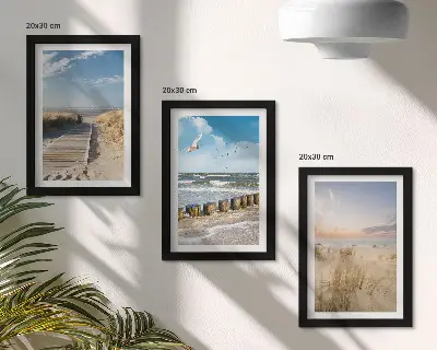 Composizione di 3 quadri con spiaggia, sabbia, onde, cielo e uccelli in volo