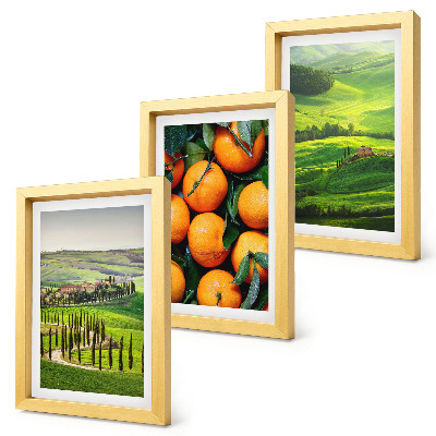Trittico incorniciato Paesaggio rurale italiano con arance e natura