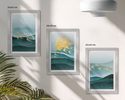 Composizione di 3 quadri Paesaggi astratti di onde solari e uccelli in volo.