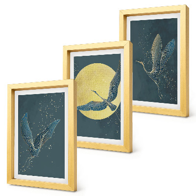 Trittico incorniciato Gru in volo sullo sfondo della luna e delle stelle.