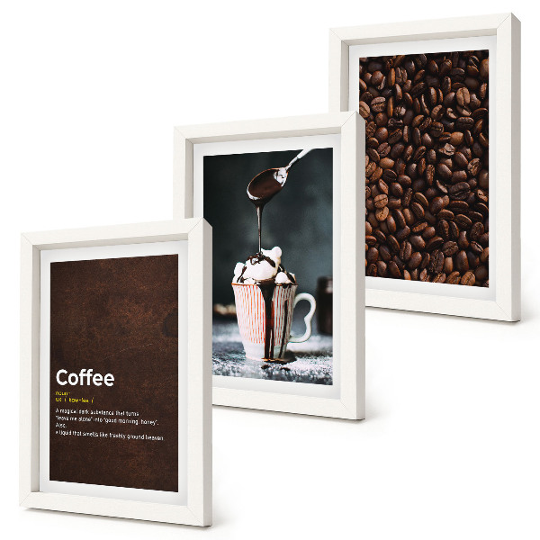 Composizione di 3 quadri definizione di bevanda a base di panna montata con chicchi di caffè