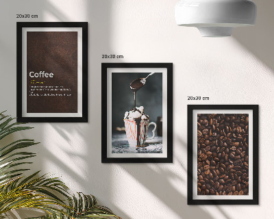 Composizione di 3 quadri definizione di bevanda a base di panna montata con chicchi di caffè