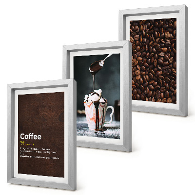 Composizione di 3 quadri definizione di bevanda a base di panna montata con chicchi di caffè