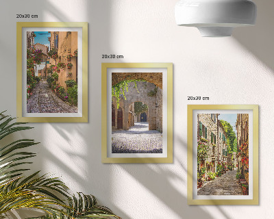 Composizione di 3 quadri Strade italiane con fiori e architettura paesaggistica