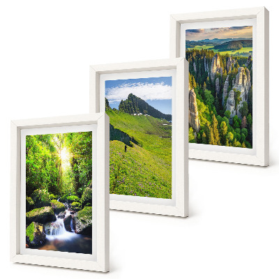 Composizione di 3 quadri Paesaggi montani verdi con cascata e foresta