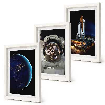 Trittico incorniciato Vedute spaziali con la Terra, un astronauta e un razzo.