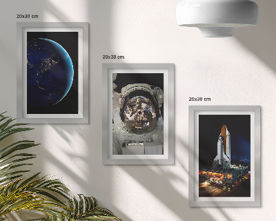 Trittico incorniciato Vedute spaziali con la Terra, un astronauta e un razzo.