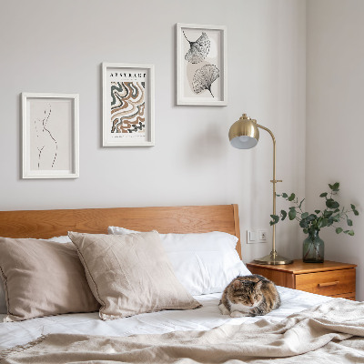 Trittico incorniciato Poster astratto di forme femminili in stile boho