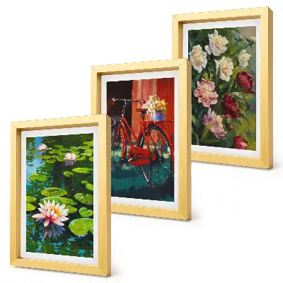 Trittico incorniciato gigli sull'acqua con bicicletta in giardino e fiori colorati
