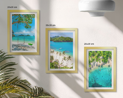 Trittico incorniciato Spiagge tropicali con palme e acque cristalline