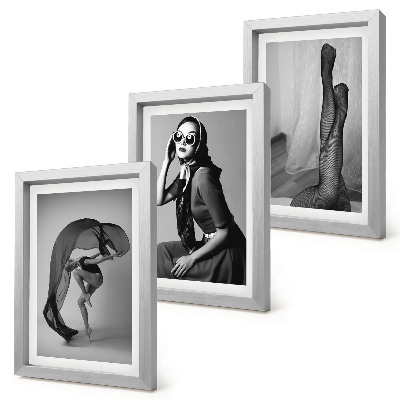 Composizione di 3 quadri Eleganti ritratti in bianco e nero di donne in pose raffinate.