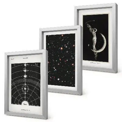 Trittico incorniciato galassie del sistema solare con figura sulla luna di notte