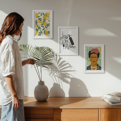 Composizione di 3 quadri Slogan sui limoni riguardo al vino e ritratto di Frida Kahlo