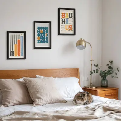 Trittico incorniciato con motivi geometrici in stile Bauhaus