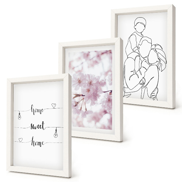 Composizione di 3 quadri Fiori e famiglia in un design minimalista