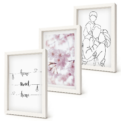 Composizione di 3 quadri Fiori e famiglia in un design minimalista