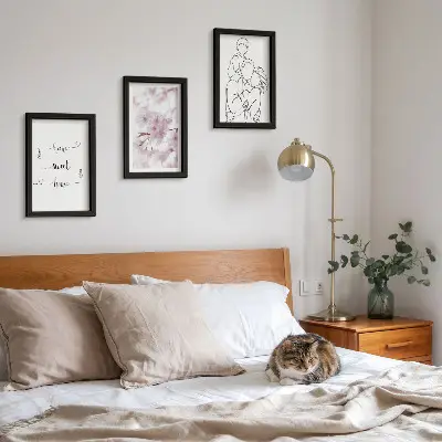 Composizione di 3 quadri con fiori e famiglia in stile minimalista