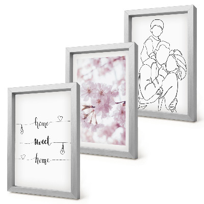 Composizione di 3 quadri Fiori e famiglia in un design minimalista