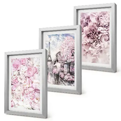 Trittico incorniciato fiori nelle sfumature del rosa con paesaggio romantico