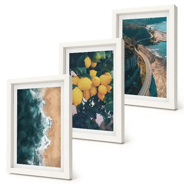 Trittico incorniciato paesaggio costiero con spiaggia, mare, limoni e montagne