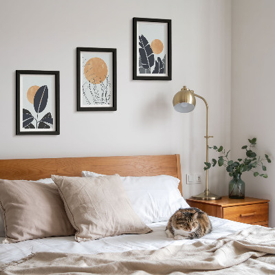 Trittico incorniciato Composizioni floreali con grandi soli, stile minimalista