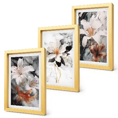 Trittico incorniciato fiori su sfondo di marmo nei toni del bianco e del nero