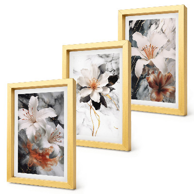 Trittico incorniciato Fiori su sfondo di marmo nelle tonalità del bianco e del nero