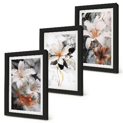 Trittico incorniciato Fiori su sfondo di marmo nelle tonalità del bianco e del nero