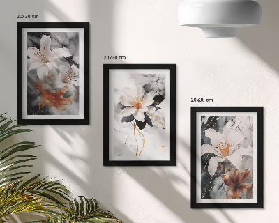 Trittico incorniciato Fiori su sfondo di marmo nelle tonalità del bianco e del nero