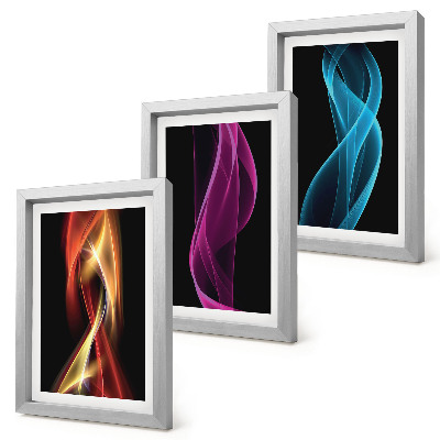 Composizione di 3 quadri Onde di linee neon colorate su uno sfondo scuro