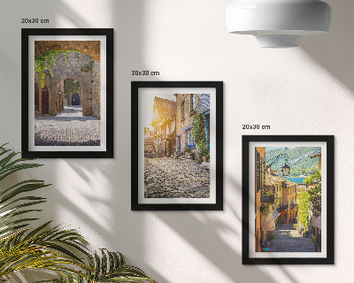 Composizione di 3 quadri Strade affascinanti con edifici e porte in pietra