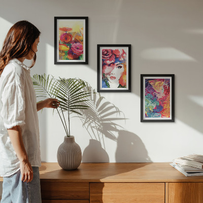 Trittico incorniciato Fiori dai colori intensi, ritratto di donna, astratto