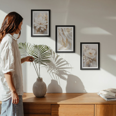 Composizione di 3 quadri Fiori e motivo astratto effetto marmo