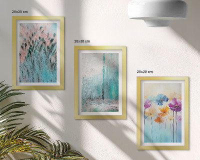 Composizione di 3 quadri Fiori su uno sfondo di colori pastello e motivi delicati.
