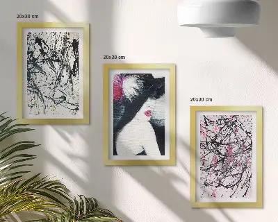 Trittico incorniciato dipinto con motivi astratti raffigurante una donna con cappello