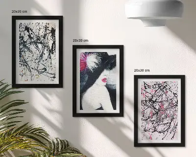 Trittico incorniciato dipinto con motivi astratti raffigurante una donna con cappello