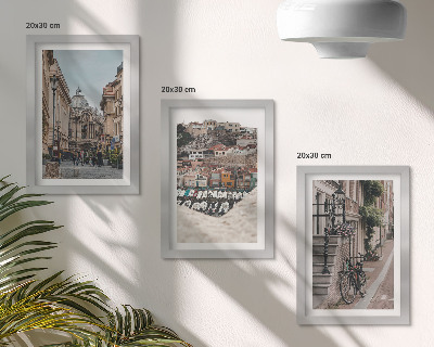 Trittico incorniciato Affascinanti vie cittadine con vista sul porto e sugli edifici