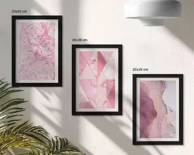 Composizione di 3 quadri con fiori di peonie rosa e motivi geometrici
