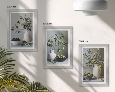 Trittico incorniciato Olive in vasi su uno sfondo di colori tenui