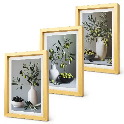 Trittico incorniciato olive in vasi su sfondo di colori tenui