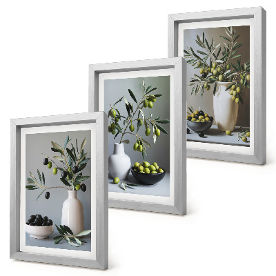 Trittico incorniciato Olive in vasi su uno sfondo di colori tenui